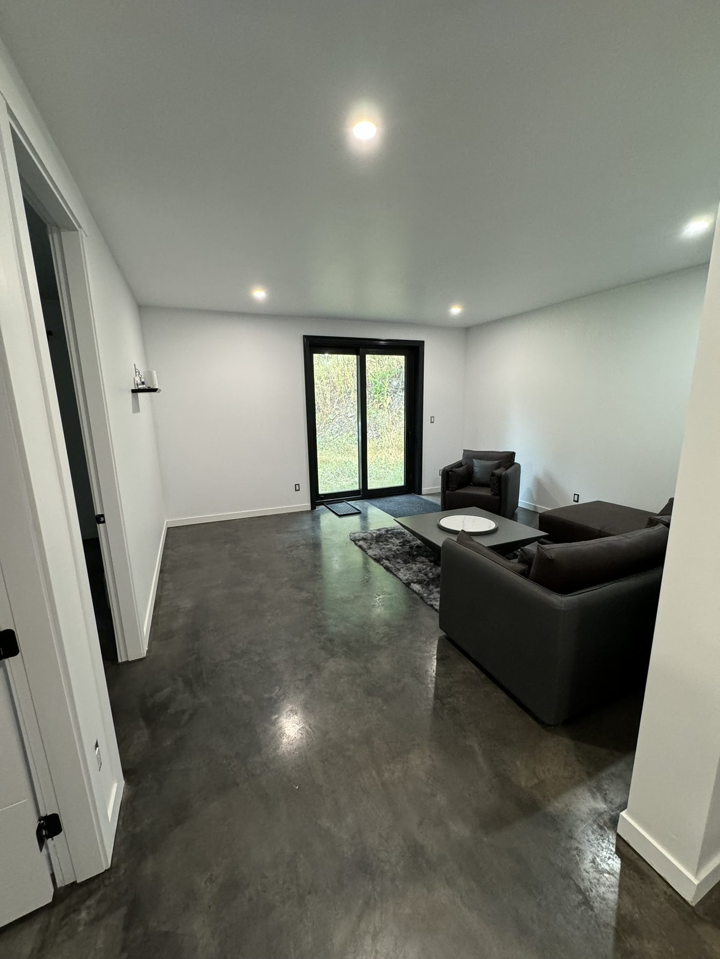 Open concept kitchen and living space
